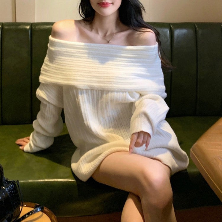 Lazy Style Shoulder-revealing Red Atmosphere Off-shoulder Sweater