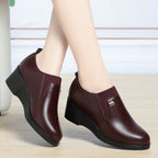 Women's Minimalist And Versatile Wedge Heel Leather Shoes