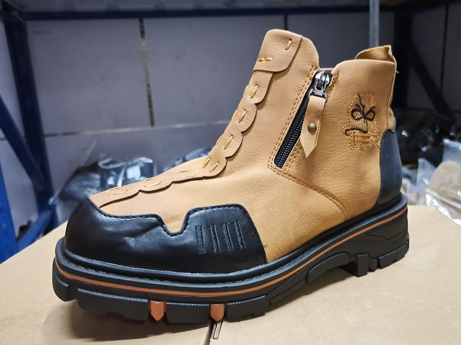 Men's Short Boots Round Toe Large Size Side Zipper Martin Boots