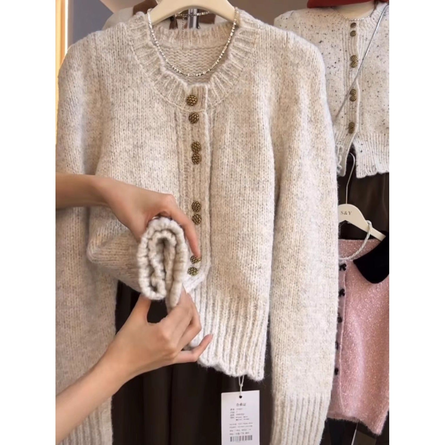 Fashion Round Neck Buttoned Knit Sweater For Women