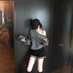 Off-the-shoulder Small Icon Loose Pullover Sweatershirt