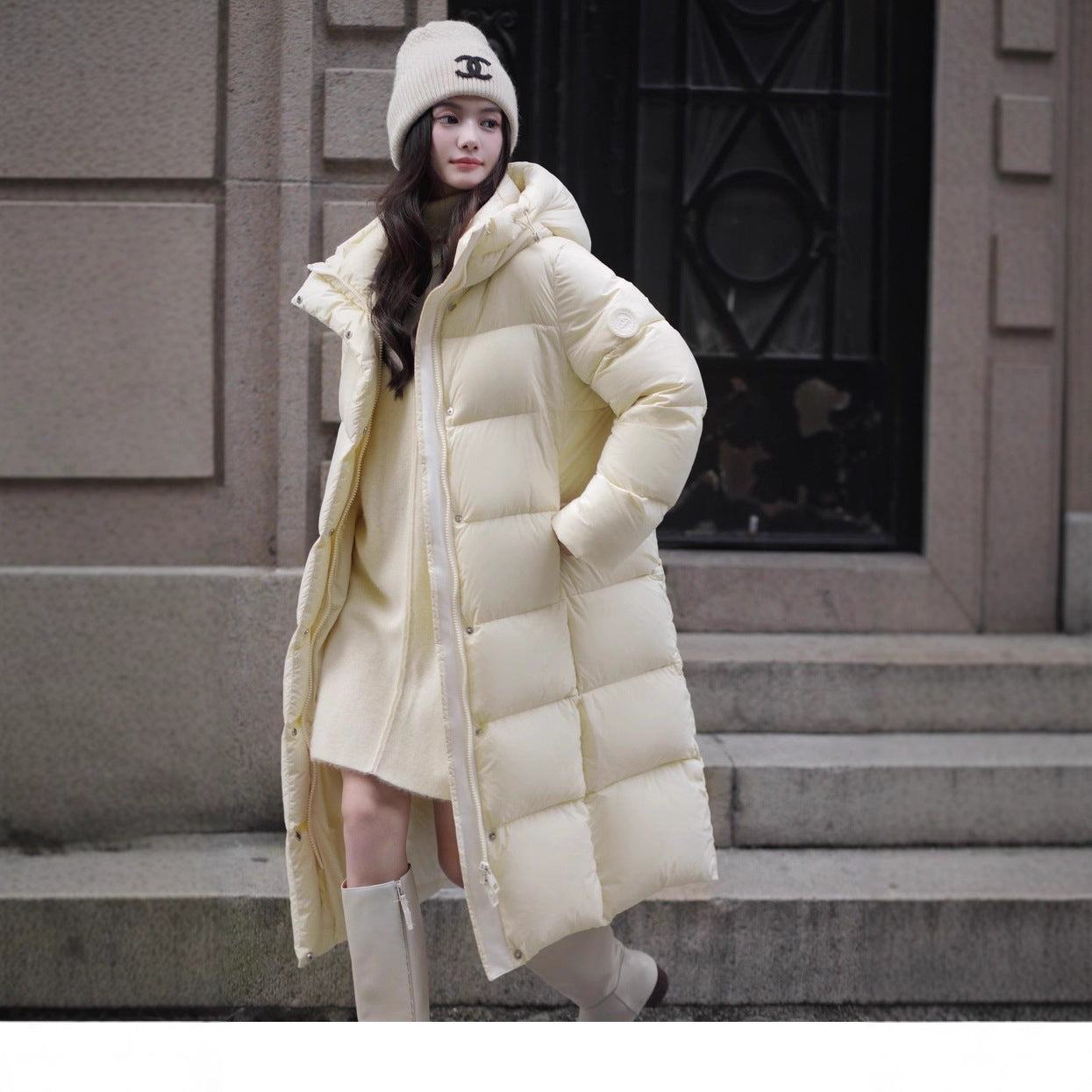 Slim Fit Warm Over-the-knee Lengthened Down Jacket Women