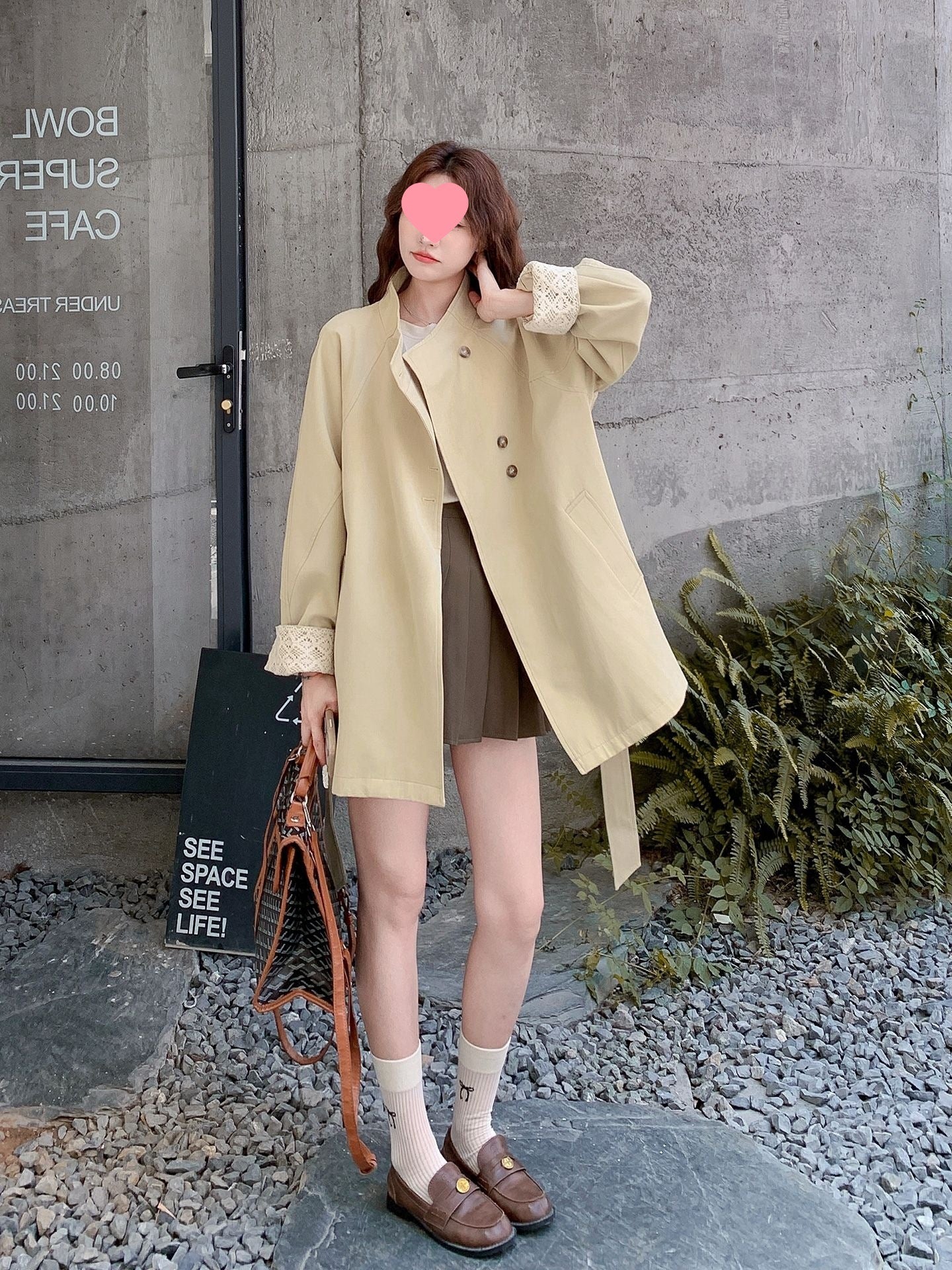 Khaki Short Stand Collar Windbreaker For Women Autumn New Small Super Beautiful Feeling British Style Coat