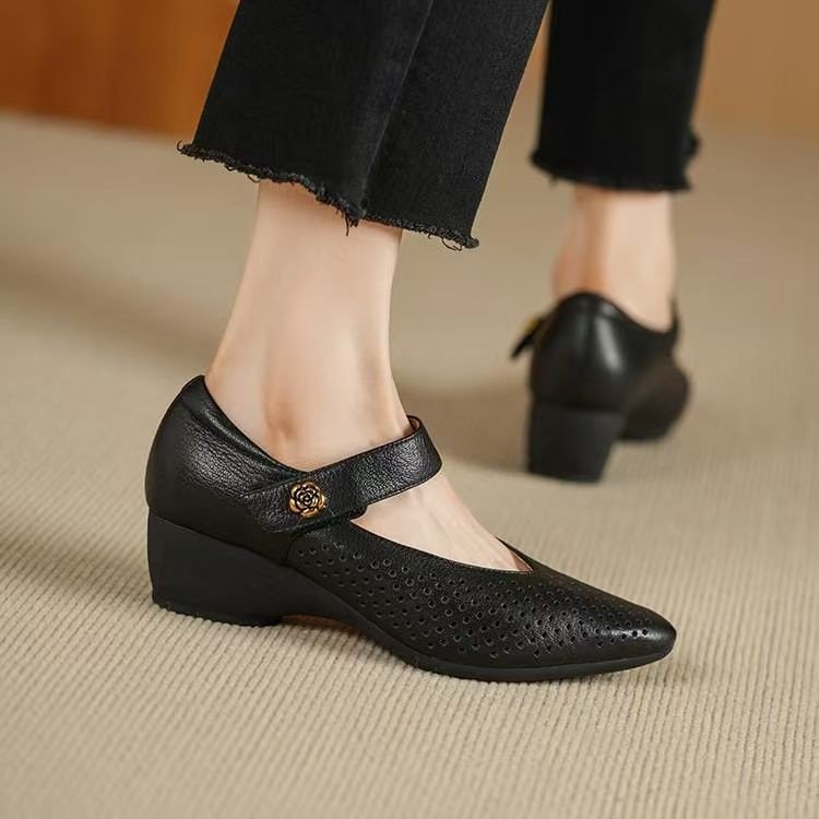 Summer New Retro Breathable Pointed Fashion High Heels For Women