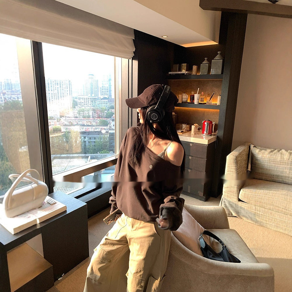 Off-the-shoulder Small Icon Loose Pullover Sweatershirt