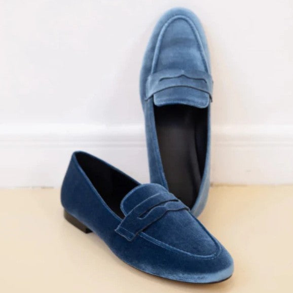 Leisure Flat Suede Plus Size Round Toe Loafers