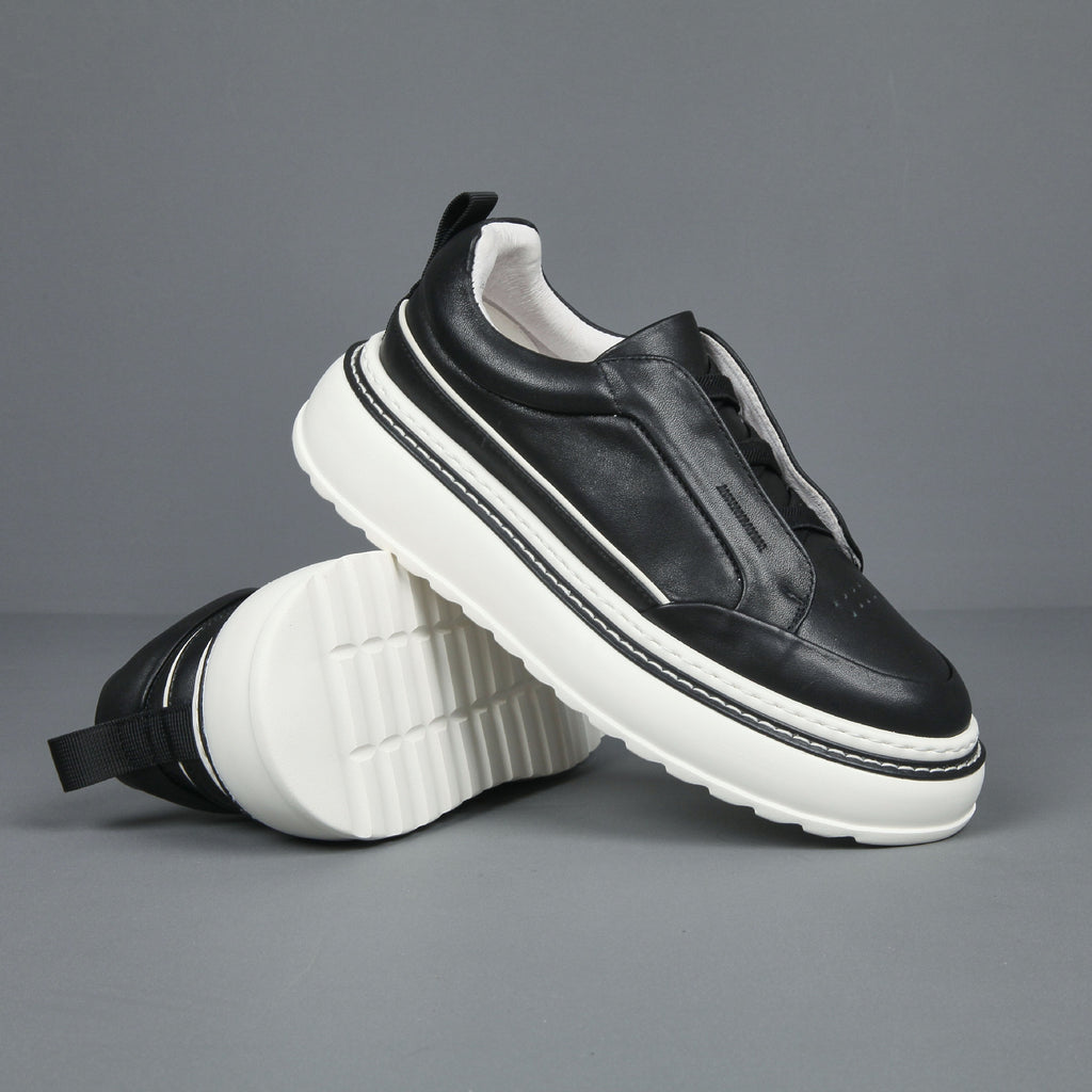 Breathable Casual Simple All-match Slip-on Lazy Stylish Sneaker