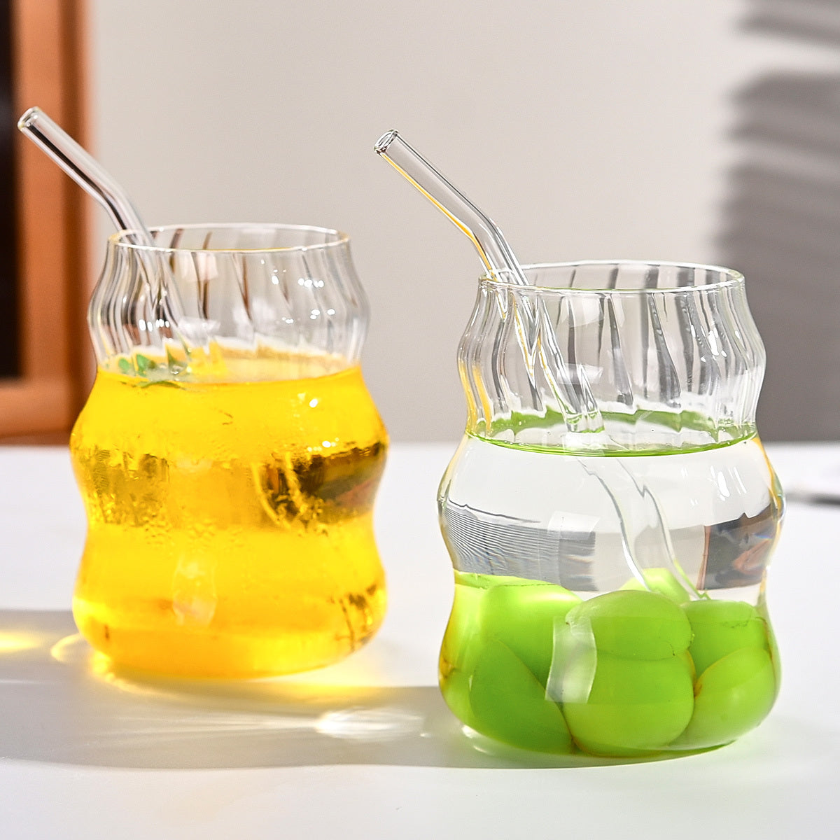 6 Pcs 19 Ounce Glass Straw Cup, Coffee Cup, Milk Cup, Juice Cup, Cold Drink Cup, Tea Cup, Water Cup, Office Cup, Striped Cloud Cup