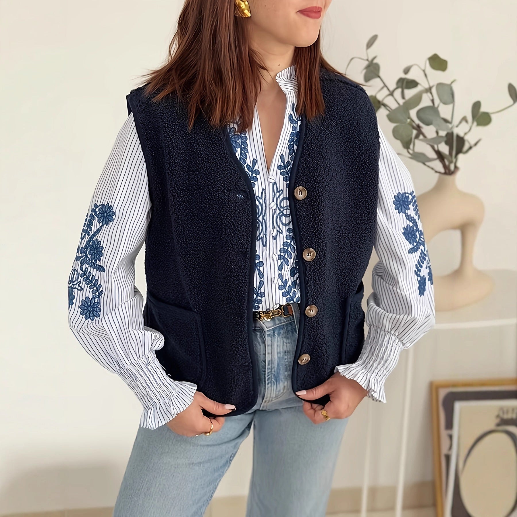 Women's Warm Outer Wear Lambswool Sleeveless Button Vest