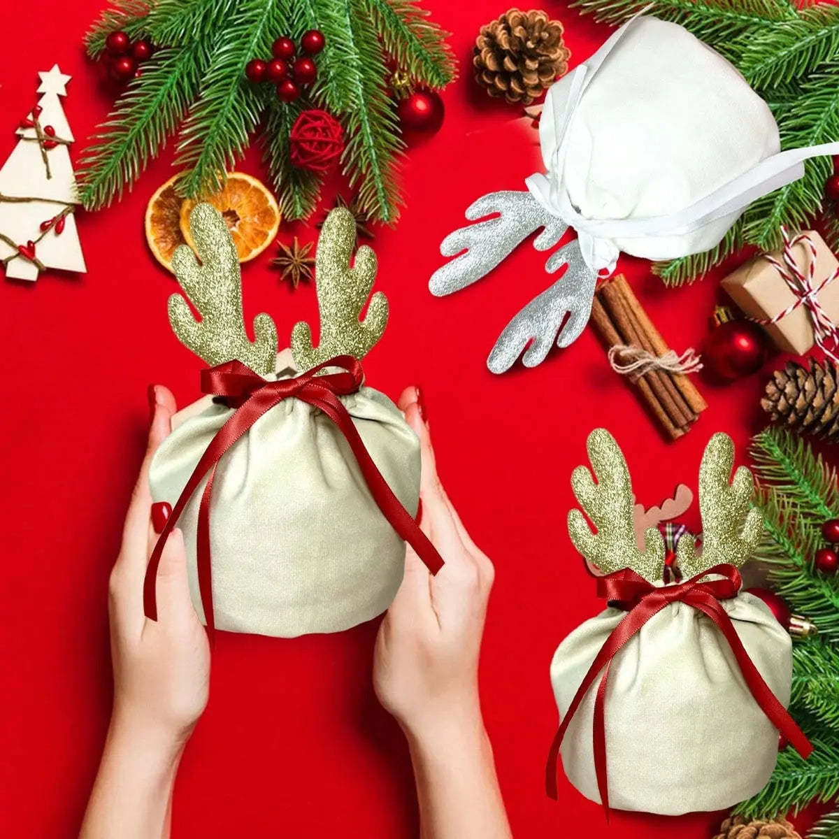 5 Pcs Christmas Gift Pouch Christmas Velvet Drawstring Bag Christmas Treat Bags With Drawstring Christmas Drawstring Wrapping Bags For Jewelry Xmas Party Supplies - The Premium