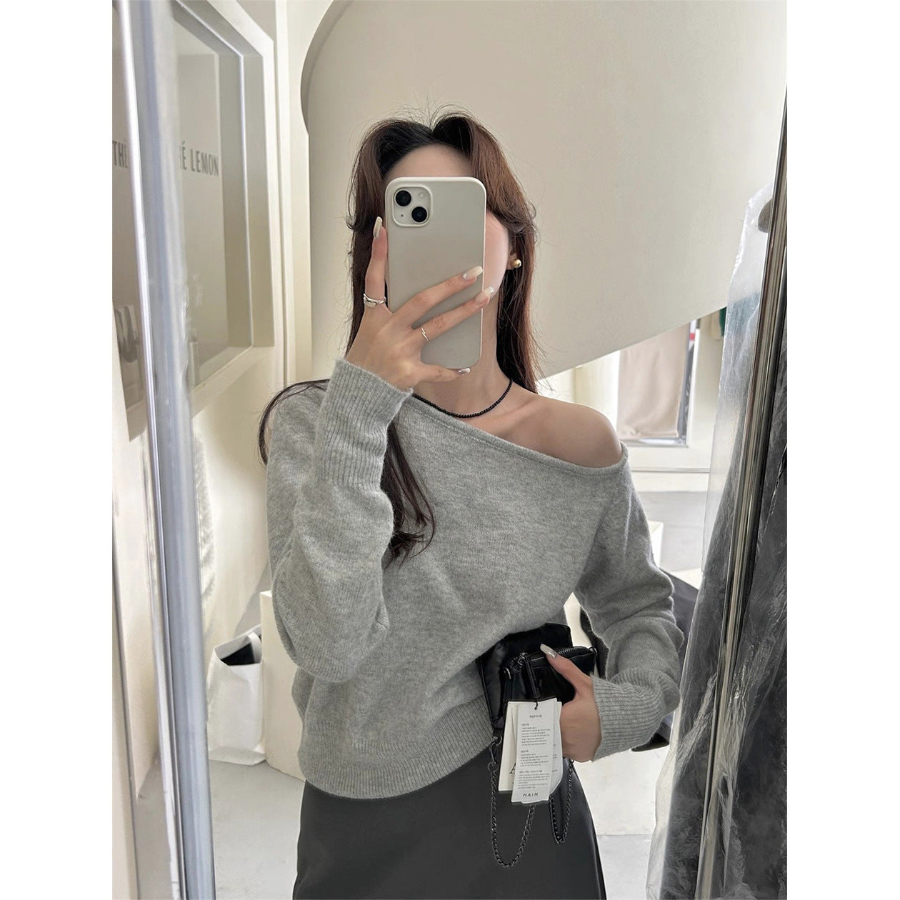 Fashion Korean-style Off-shoulder Top Versatile Temperament Sweater