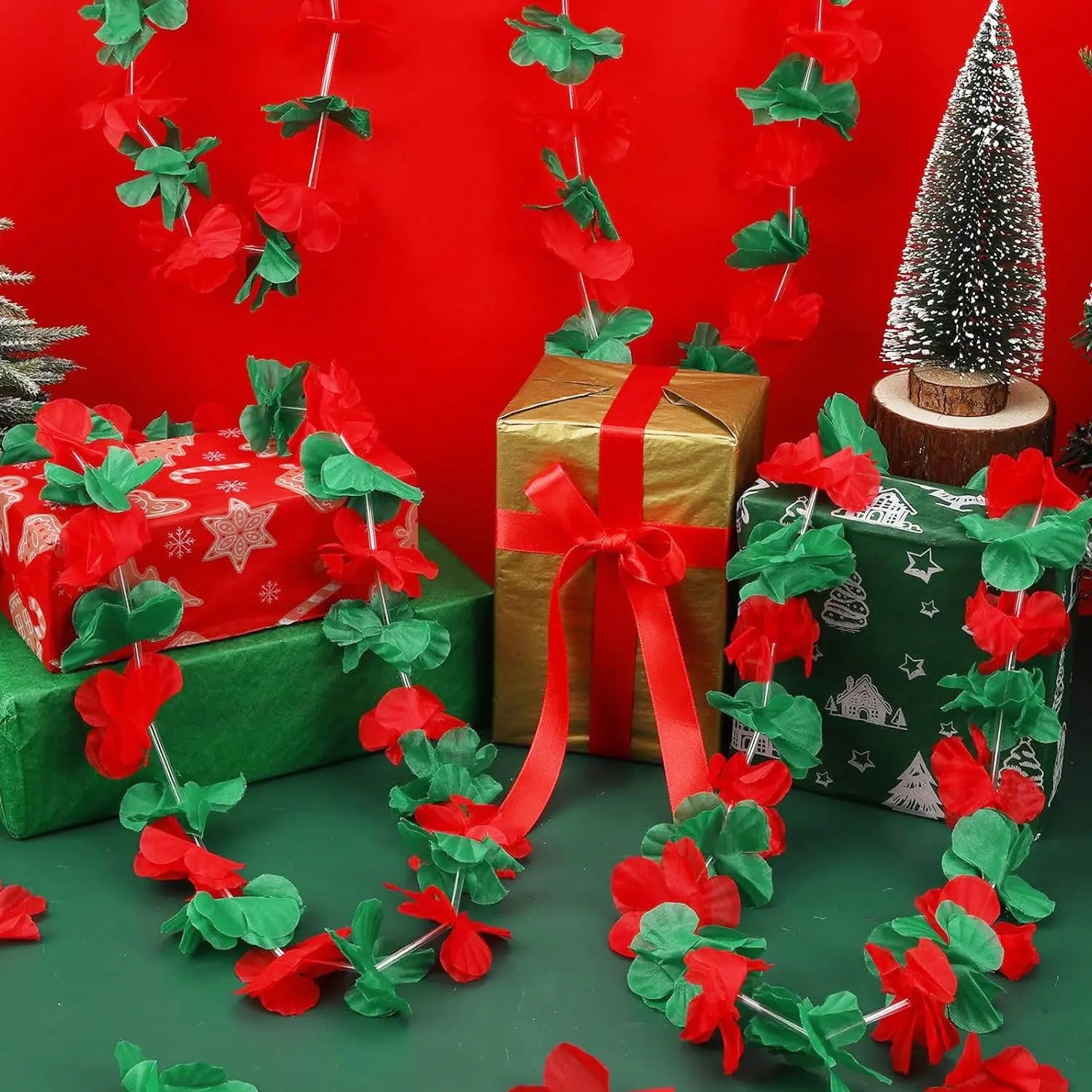 24 Christmas Leis - The Premium