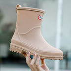 Women's fashionable rain boots, suitable for students.