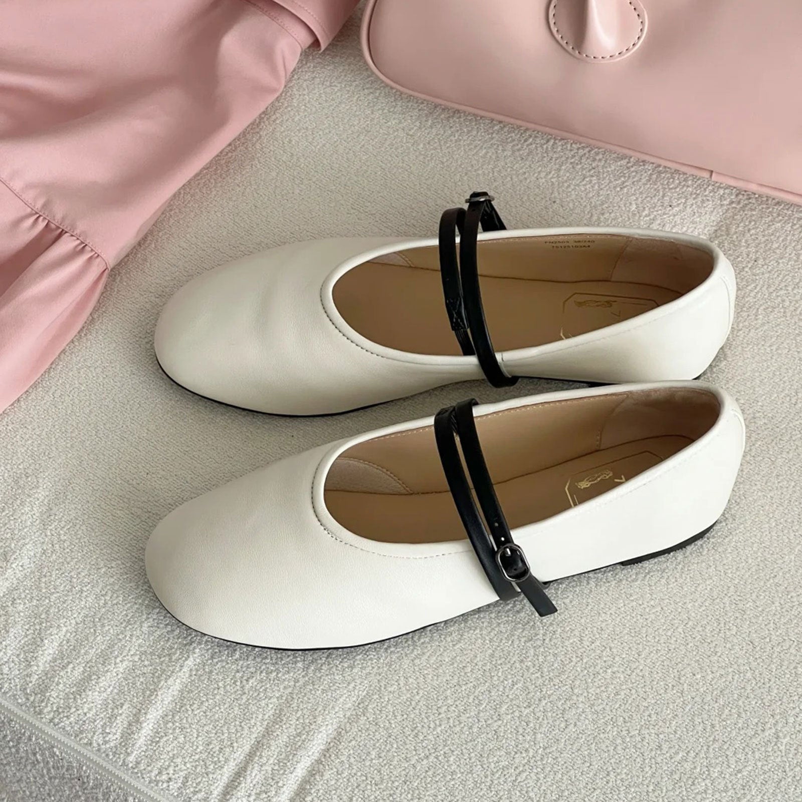 Soft Retro Grandma Shoes Round Toe Shallow Mouth Versatile Mary Jane Shoes